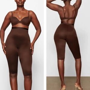 SKIMS Barely There Cropped Leggings Size XXS